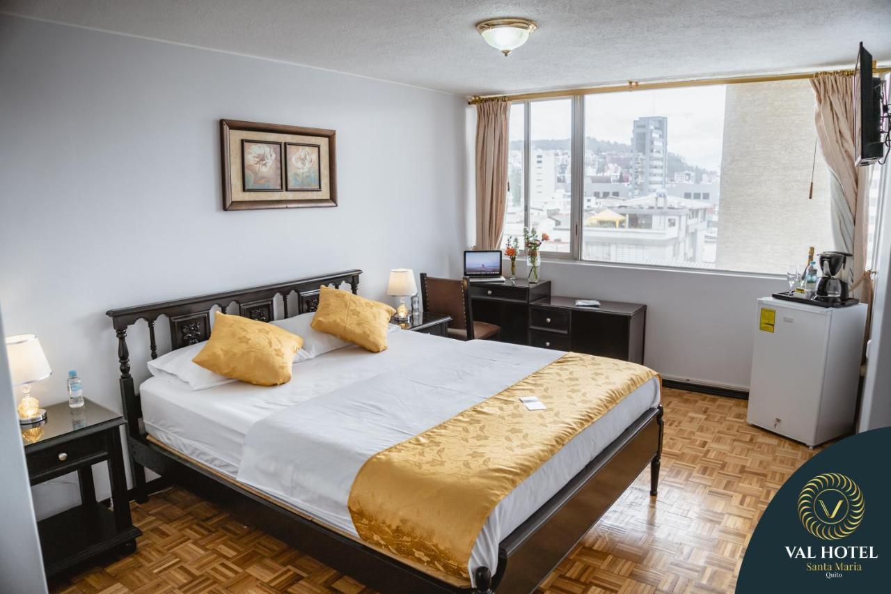 Hotel Val Santamaria Quito