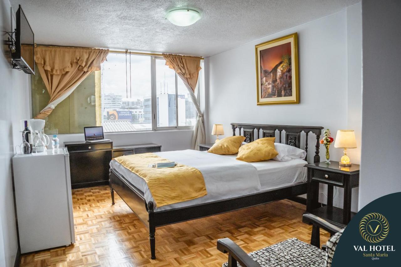 Hotel Val Santamaria Quito